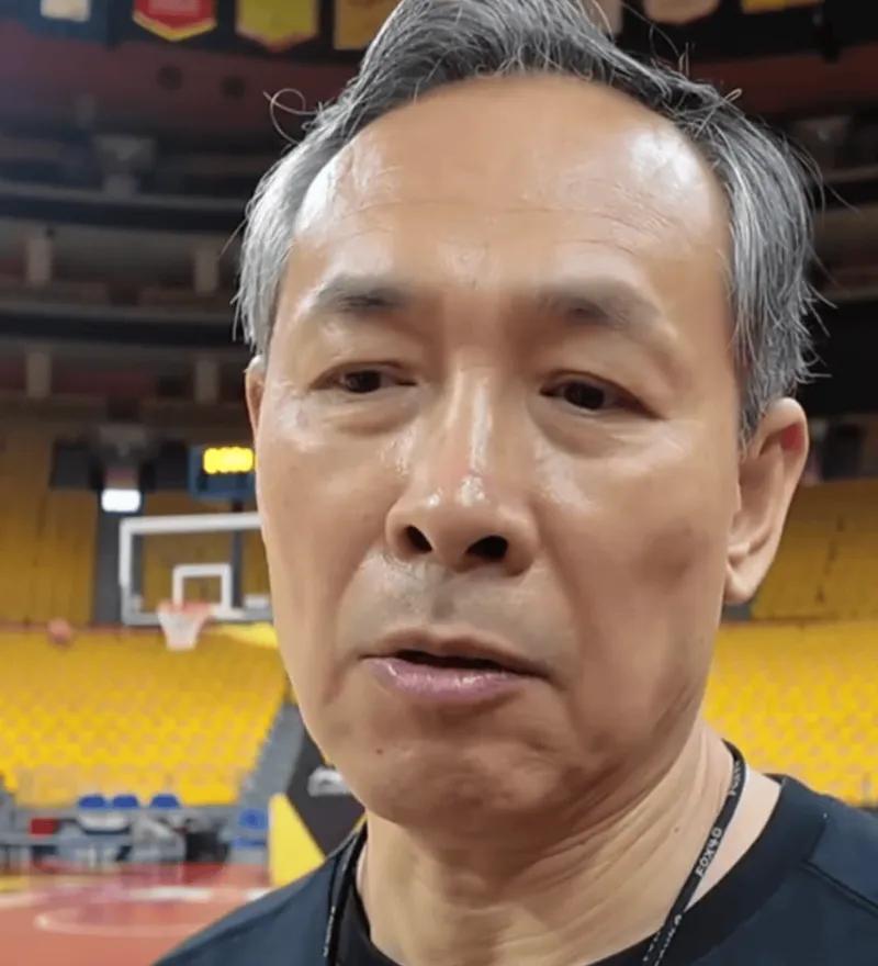 必一运动官网-京粤G2赛前采访！许利民直指总冠军，谈广东调整+三分起伏的应对